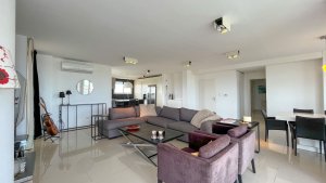 Luxury Penthouse in Enyoi 360° views to the lake