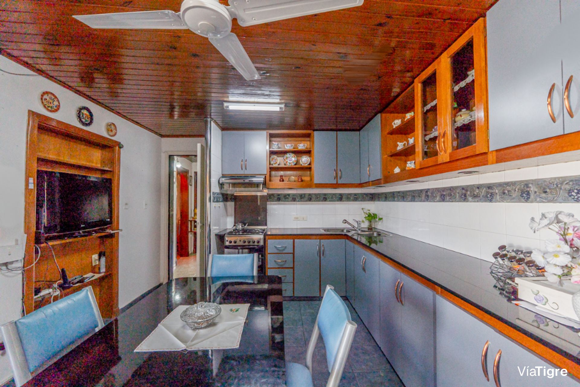 Venta casa con hermoso jardín en Boulogne.