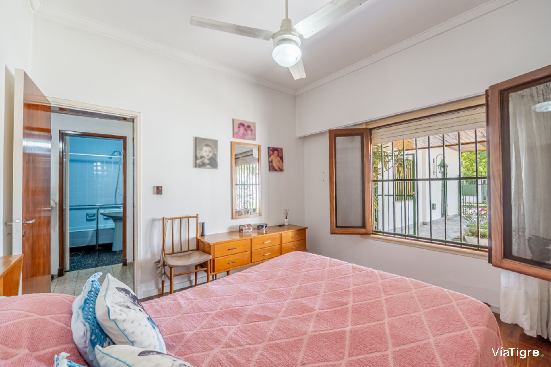 Venta casa con hermoso jardín en Boulogne.
