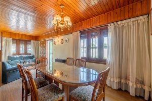 Venta casa con hermoso jardín en Boulogne.