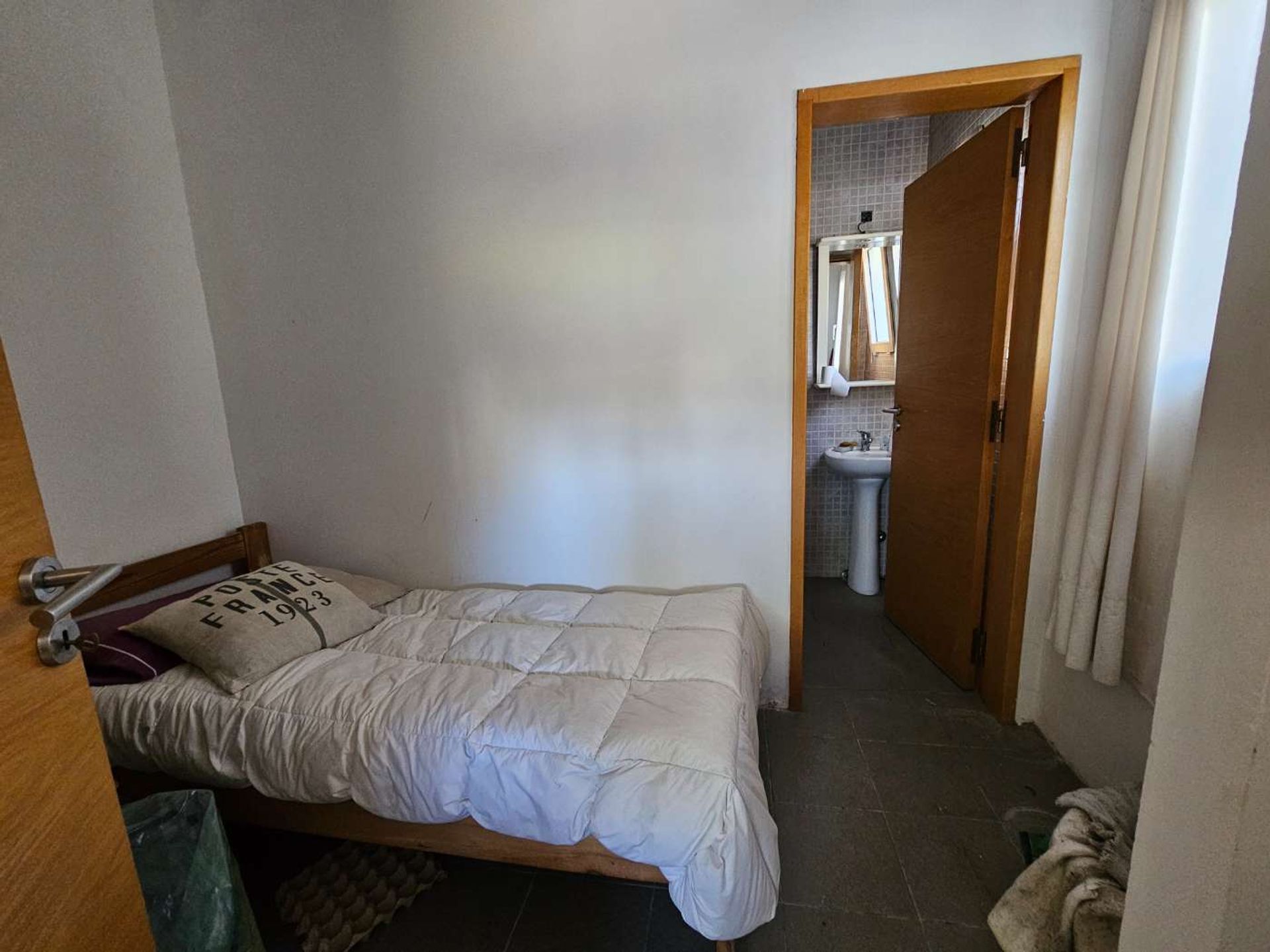 Venta casa de 5 ambientes con pileta en Albanueva