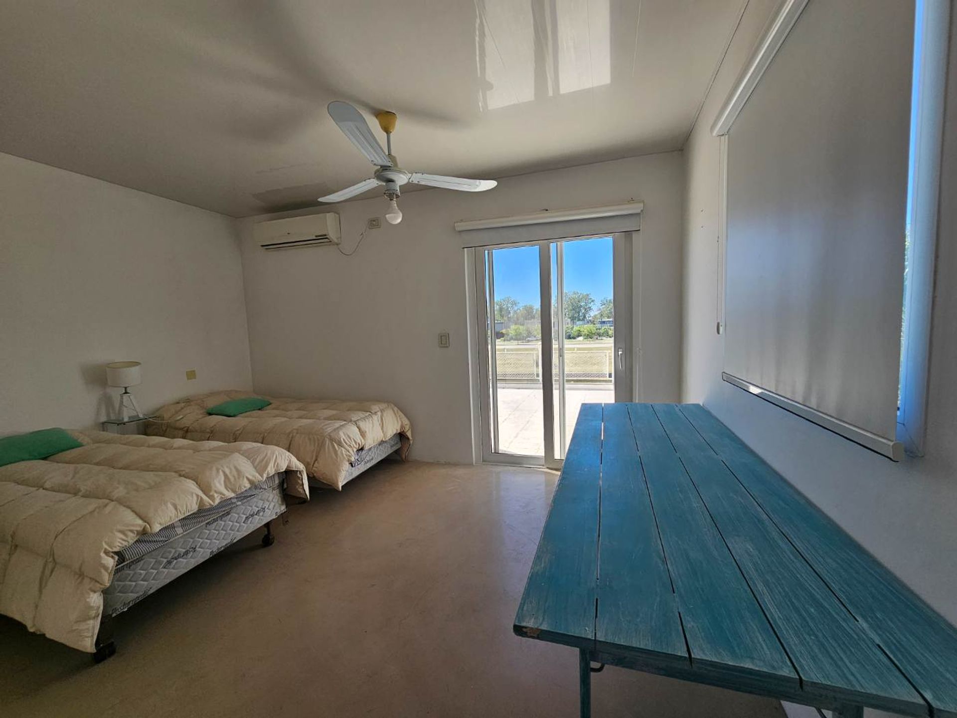 Venta casa de 5 ambientes con pileta en Albanueva
