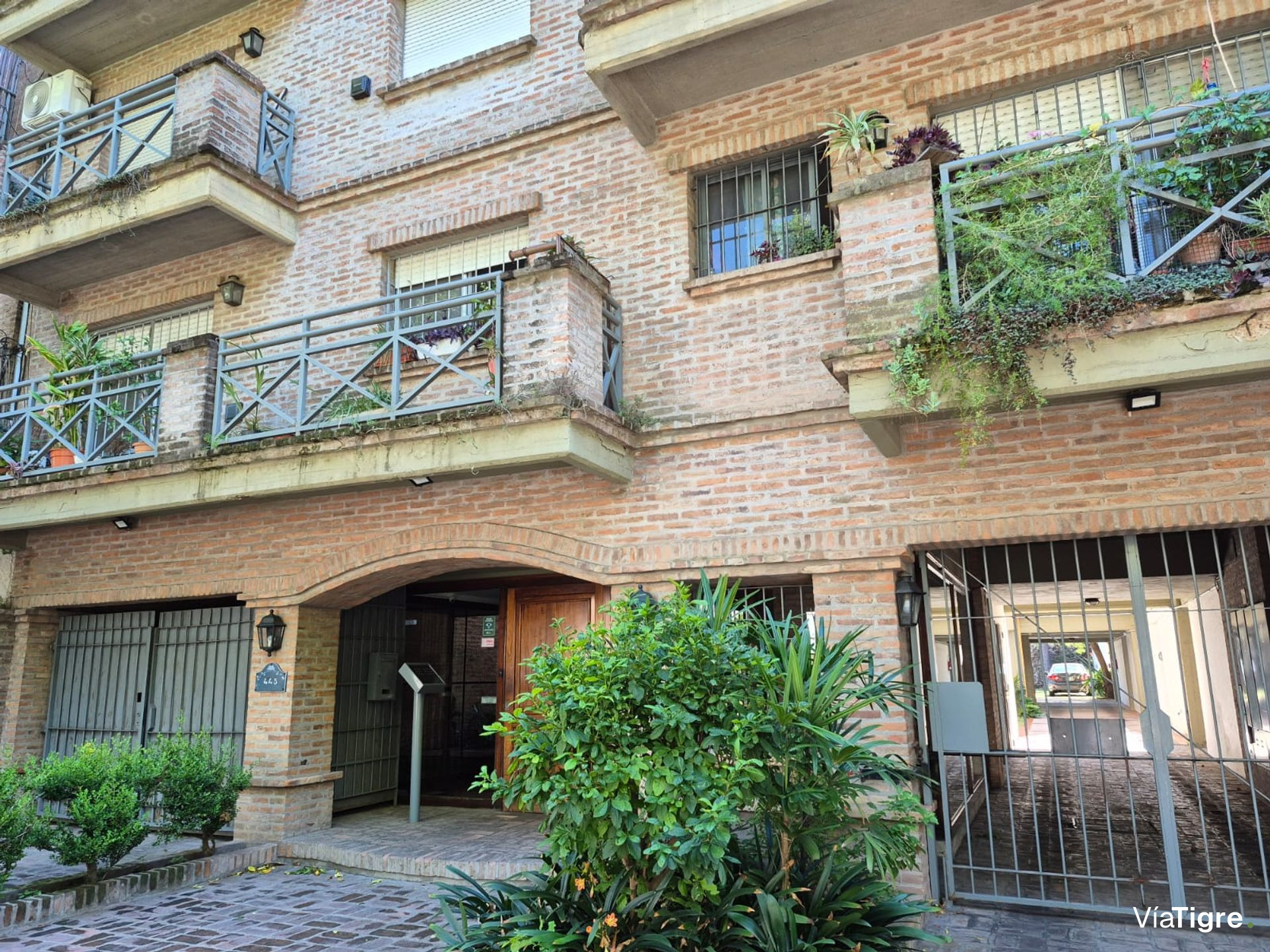 Monoambiente en alquiler en San Isidro con cochera
