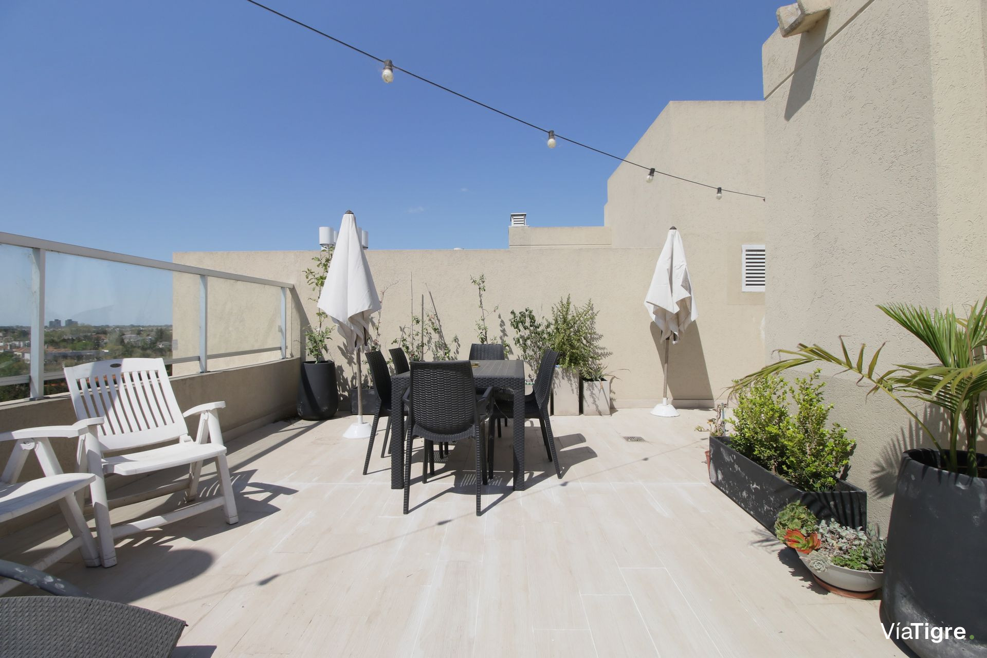 Departamento dúplex 3 amb. con terraza y cochera