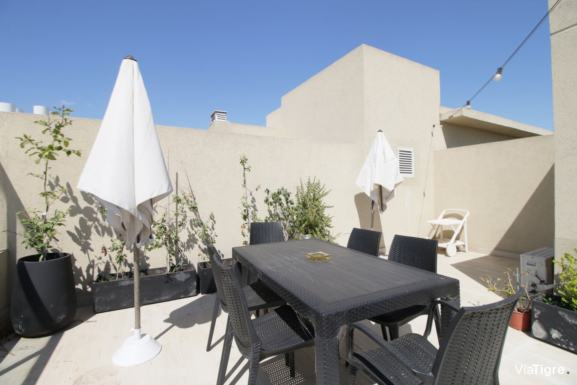 Departamento dúplex 3 amb. con terraza y cochera