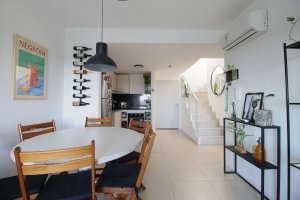 Departamento dúplex 3 amb. con terraza y cochera