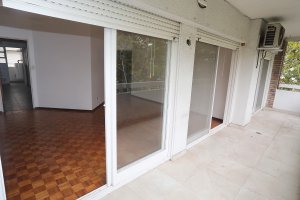 Venta Depto 4 Amb en Olivos con balcón y cochera