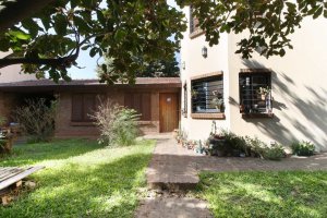 Venta casa Torcuato Lote 1.000 m2 Pileta Quincho