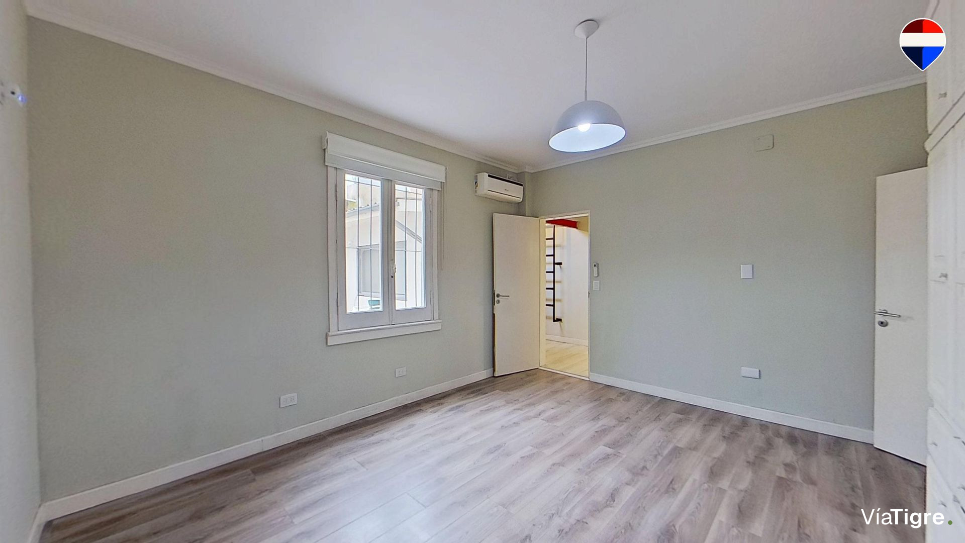 VENTA PH 4 ambientes con patio FLORIDA OESTE