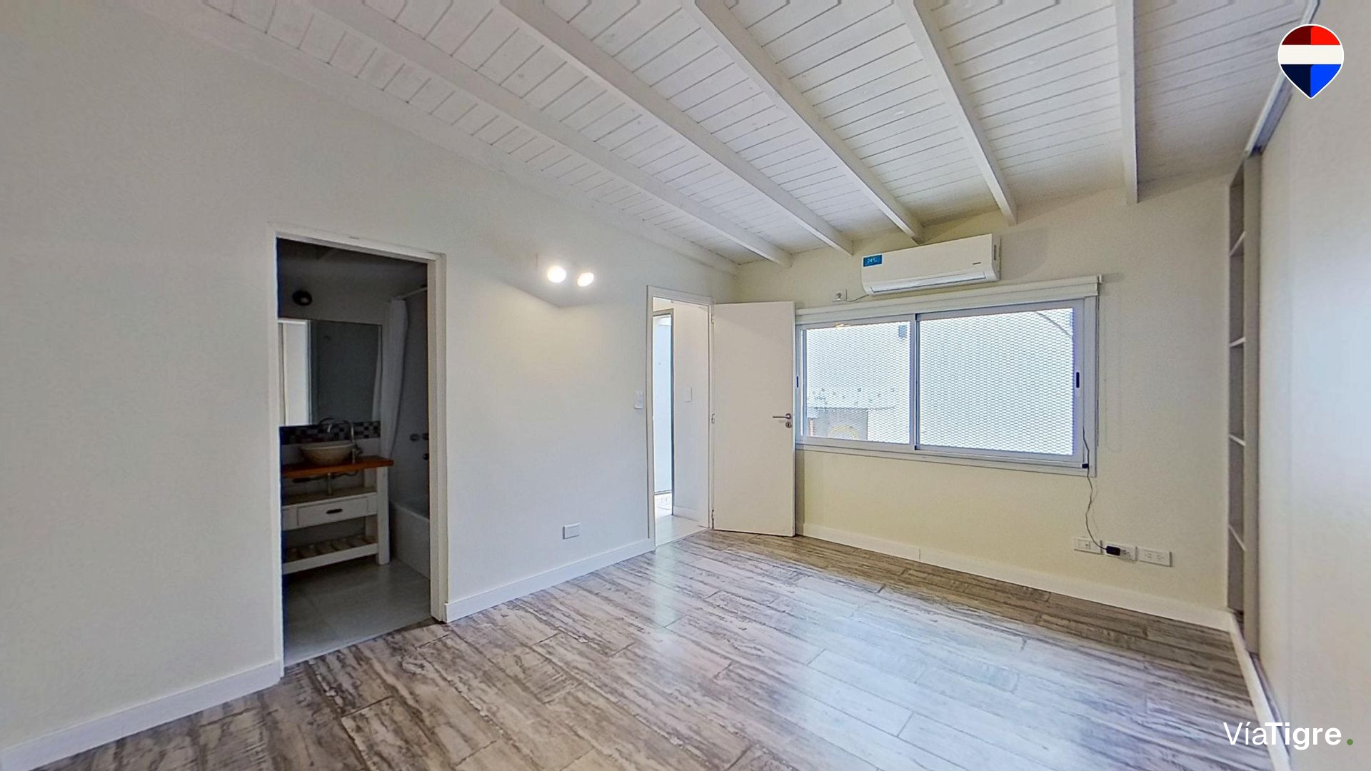 VENTA PH 4 ambientes con patio FLORIDA OESTE