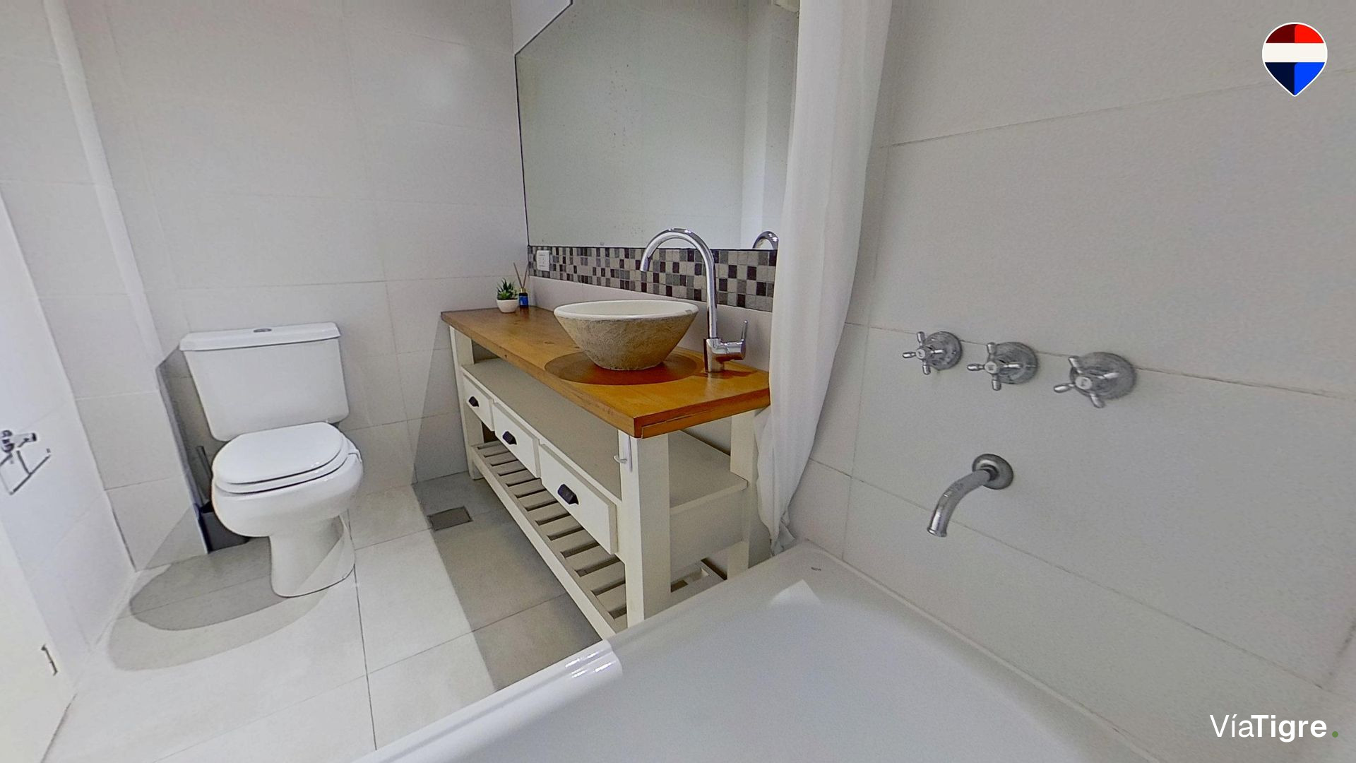 VENTA PH 4 ambientes con patio FLORIDA OESTE