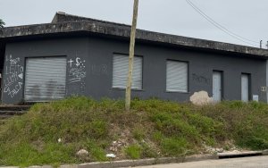 House To Refurbish With Commercial Space At Corner