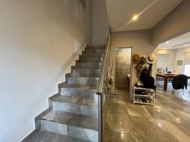 Duplex House 3‑Bedroom in Villa Adelina A. Credit