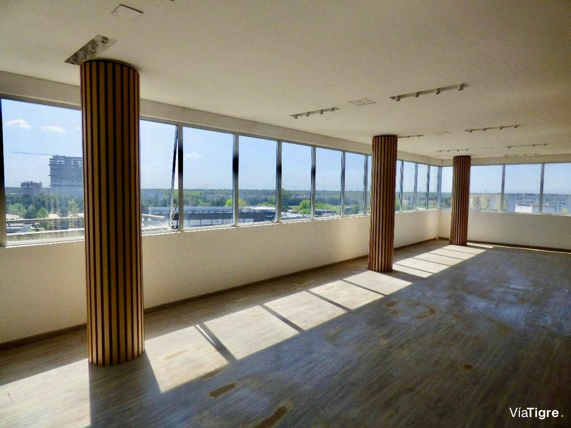 Oficinas Venta North Coral Plaza Nordelta Amplia