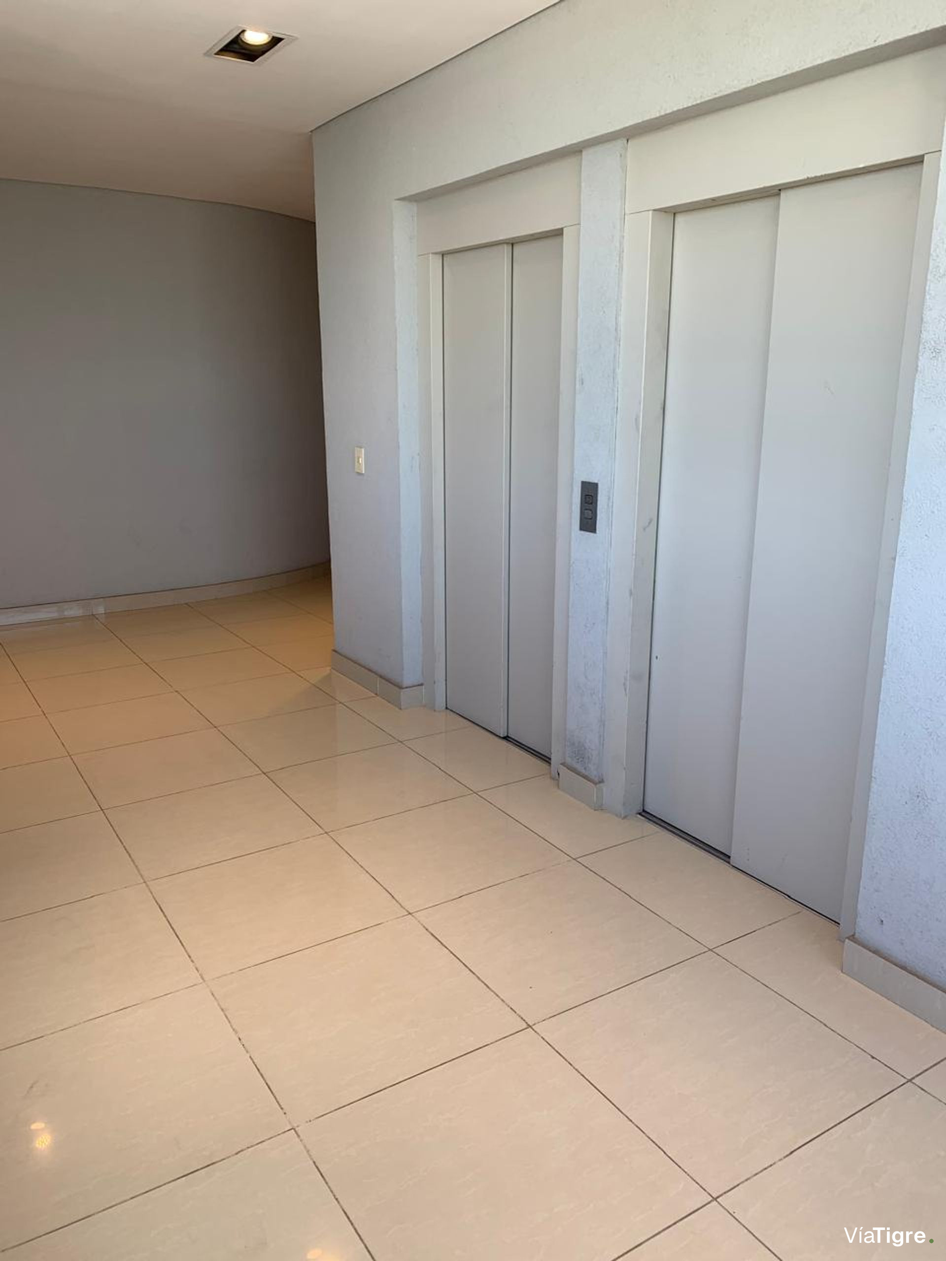 Oficinas Venta North Coral Plaza Nordelta Amplia