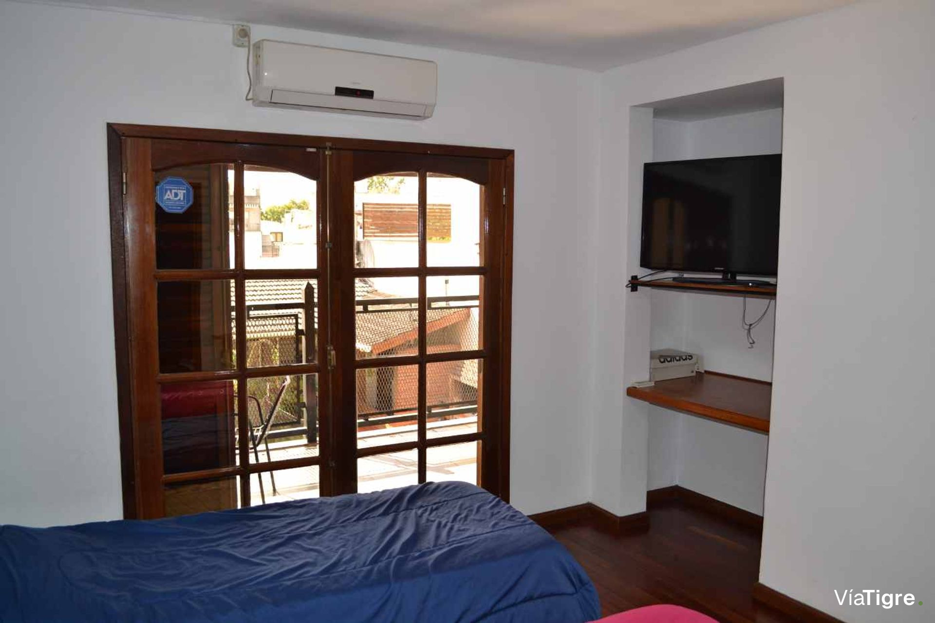 Casa Chalet 6 Ambientes En Alquiler Munro Centro