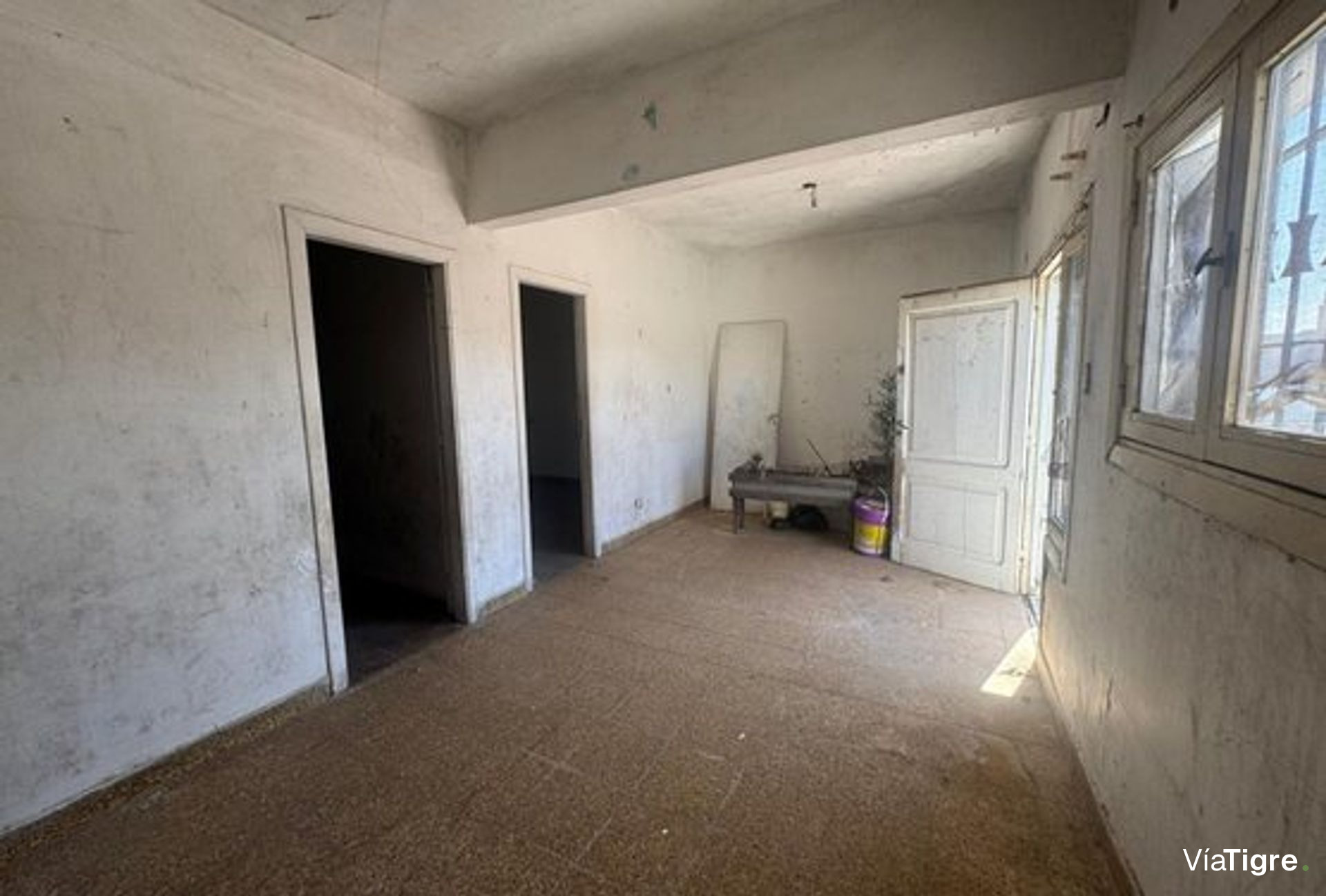 Casa 6 ambientes oportunidad refaccionar 2 plantas