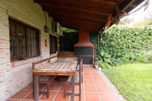 House For Sale 4‑bedroom Garden, Pool, Gallery with Grill