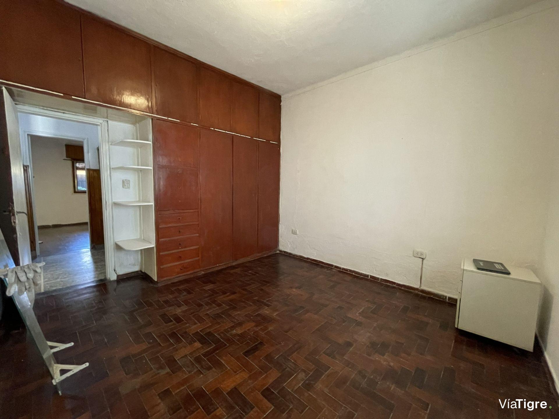 Oficina tipo PH - PB 80m2 c/patio - Boulogne