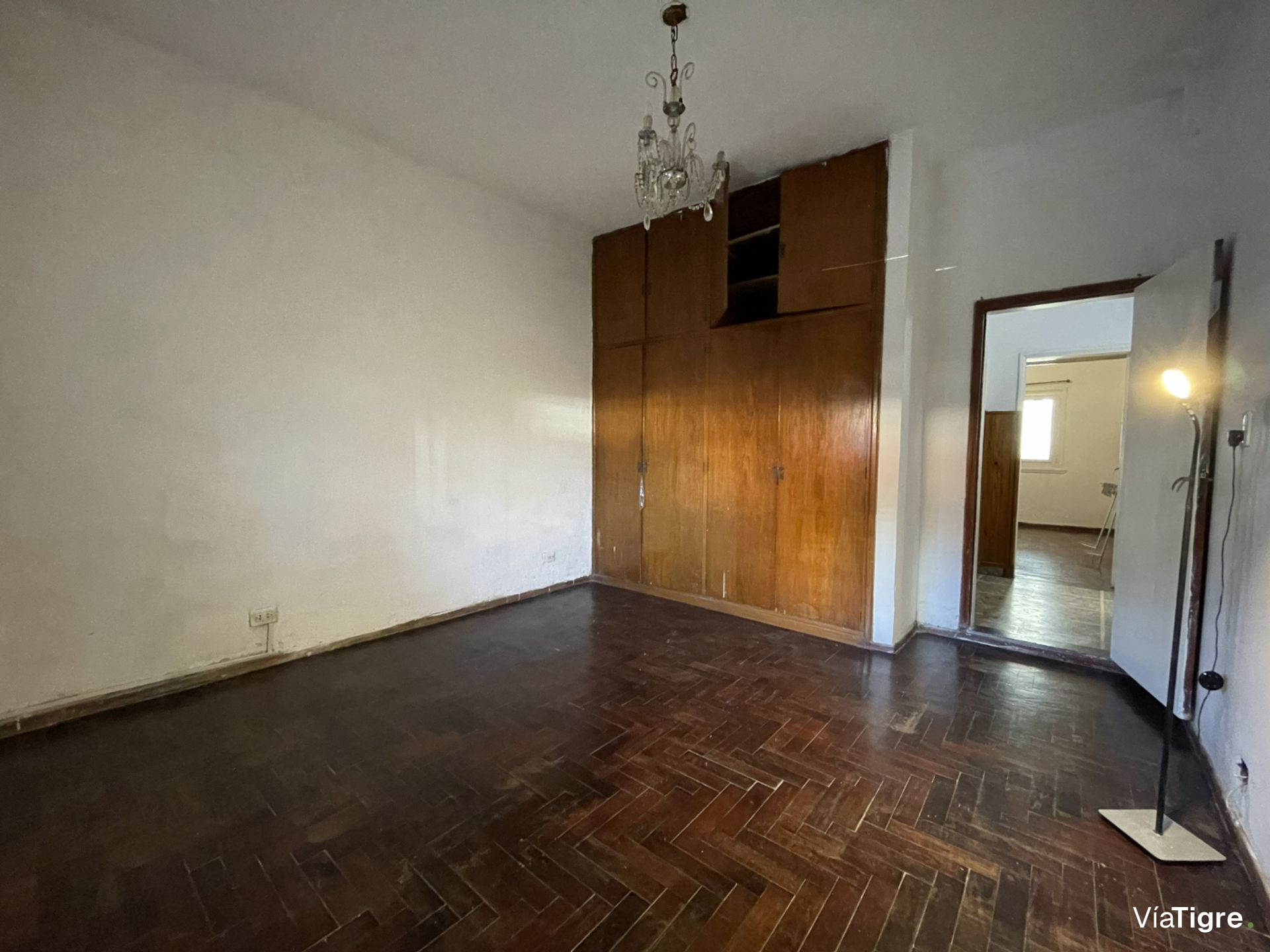 Oficina tipo PH - PB 80m2 c/patio - Boulogne