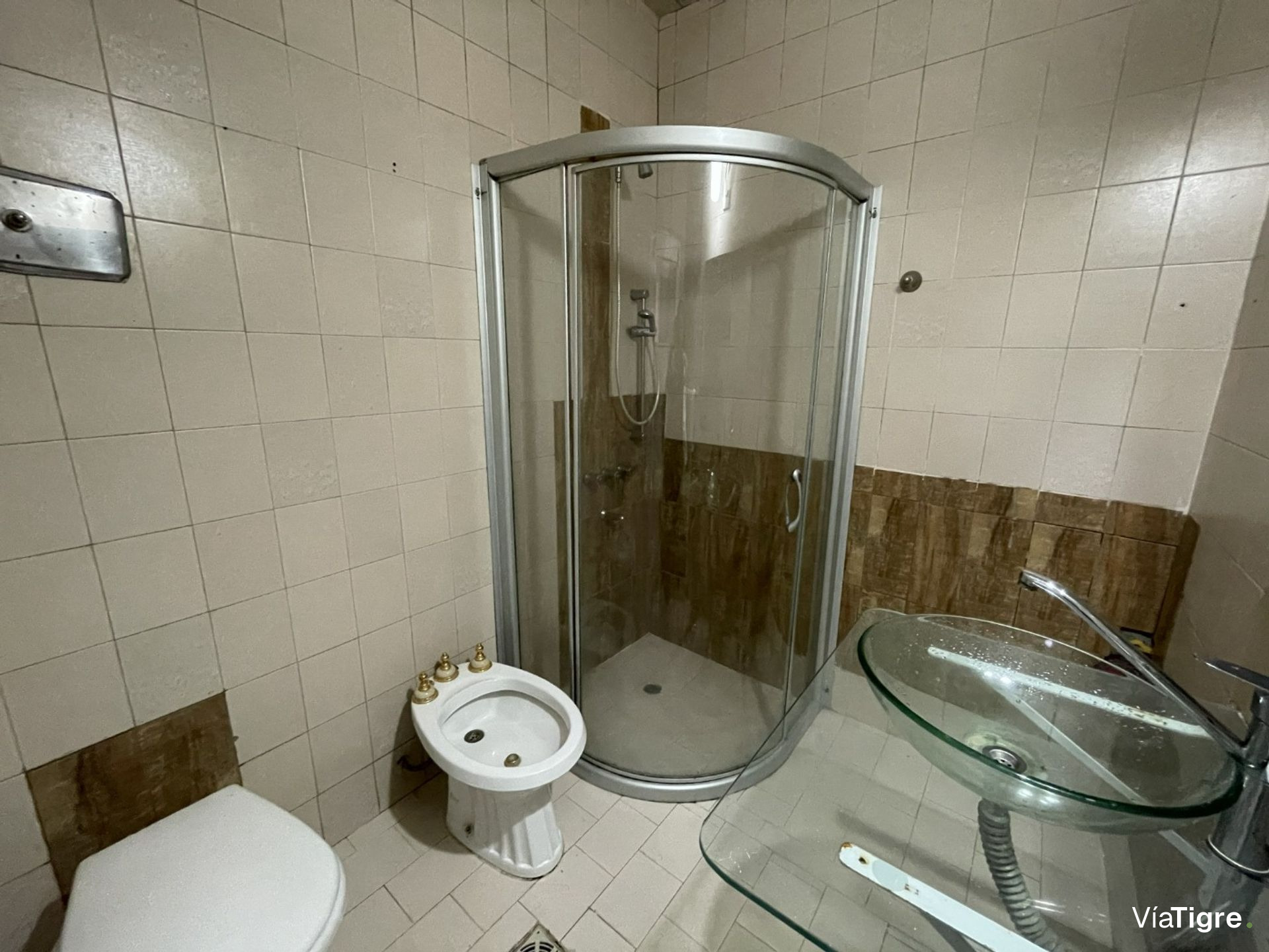 Oficina tipo PH - PB 80m2 c/patio - Boulogne