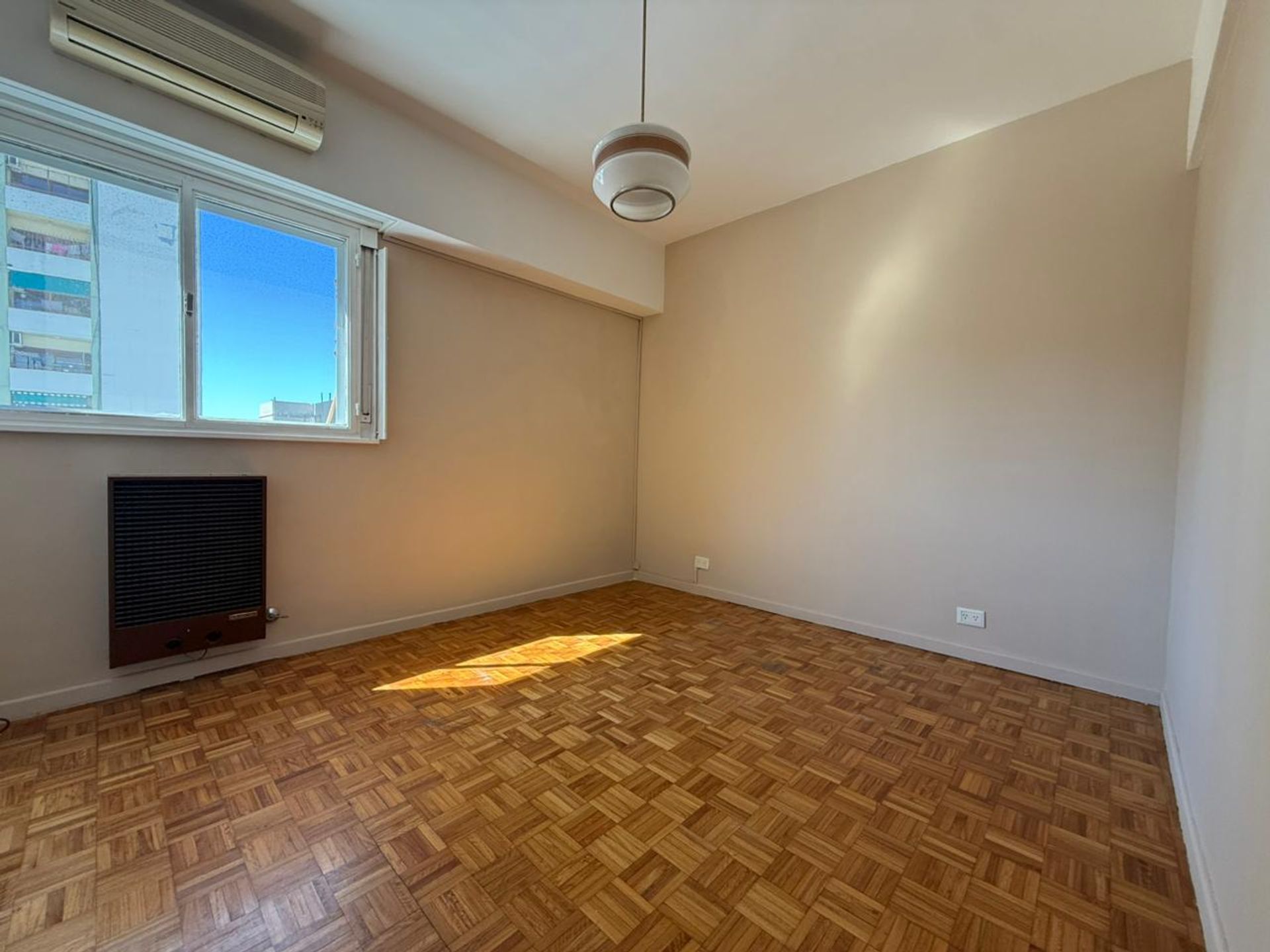 Venta Departamento 4 ambientes Olivos