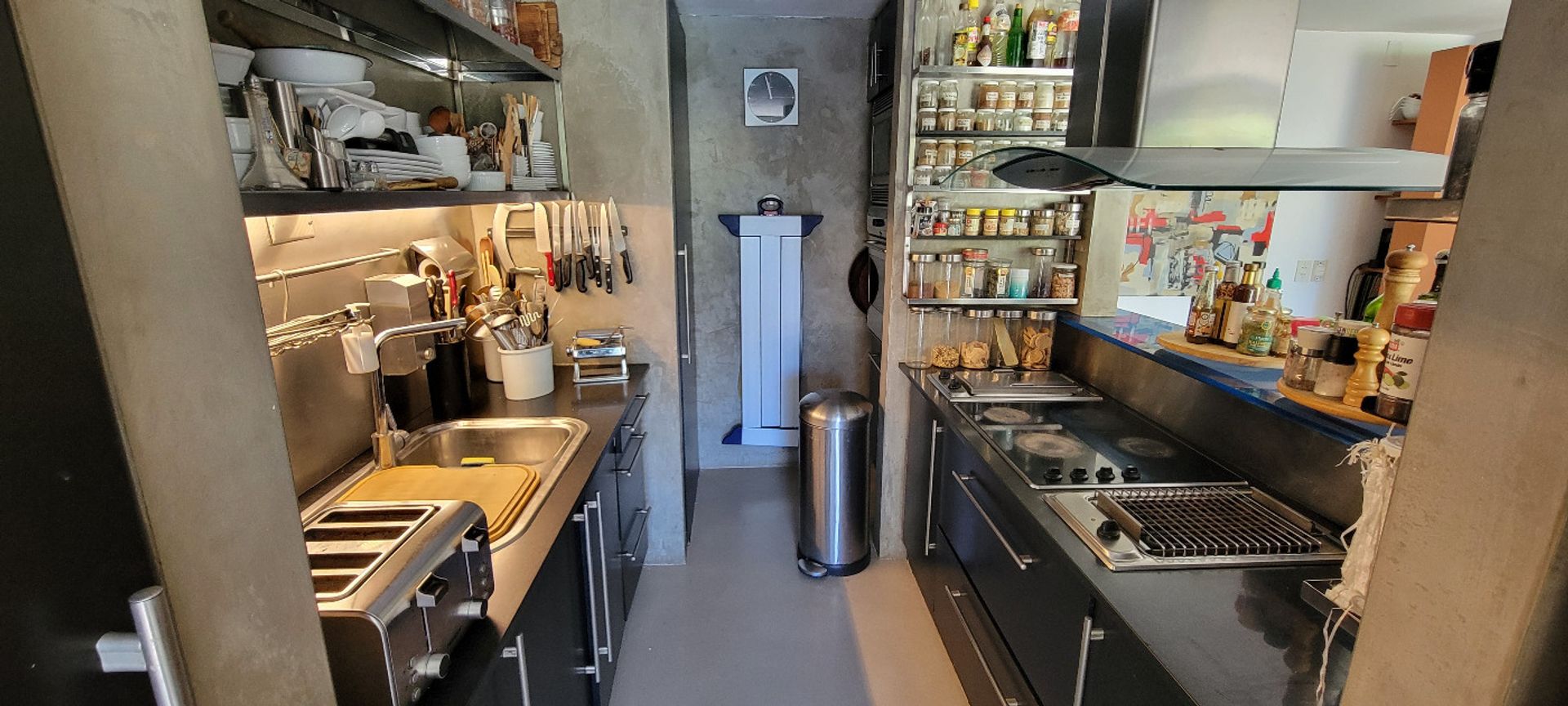 Moderna Casa de Diseño en Don Torcuato Lote 1000m
