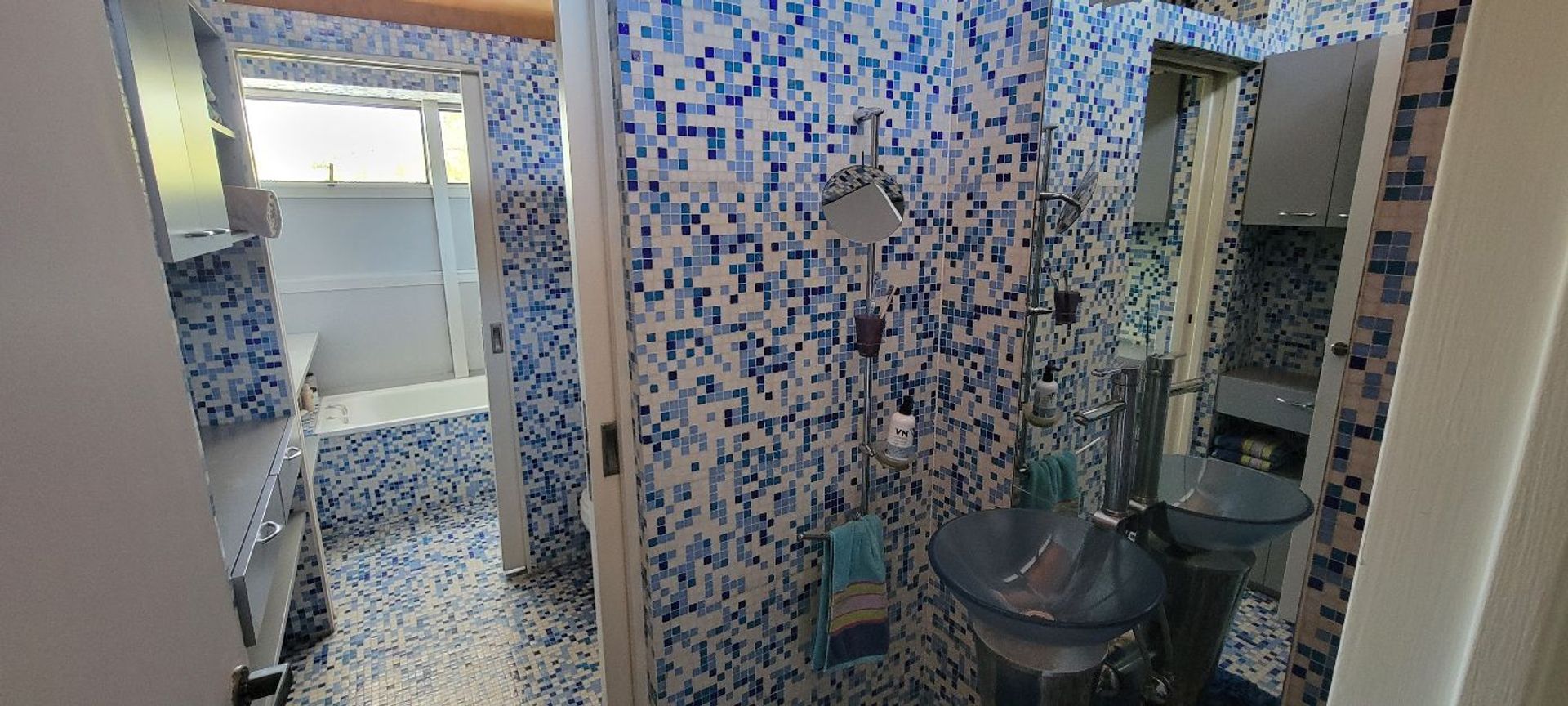 Moderna Casa de Diseño en Don Torcuato Lote 1000m