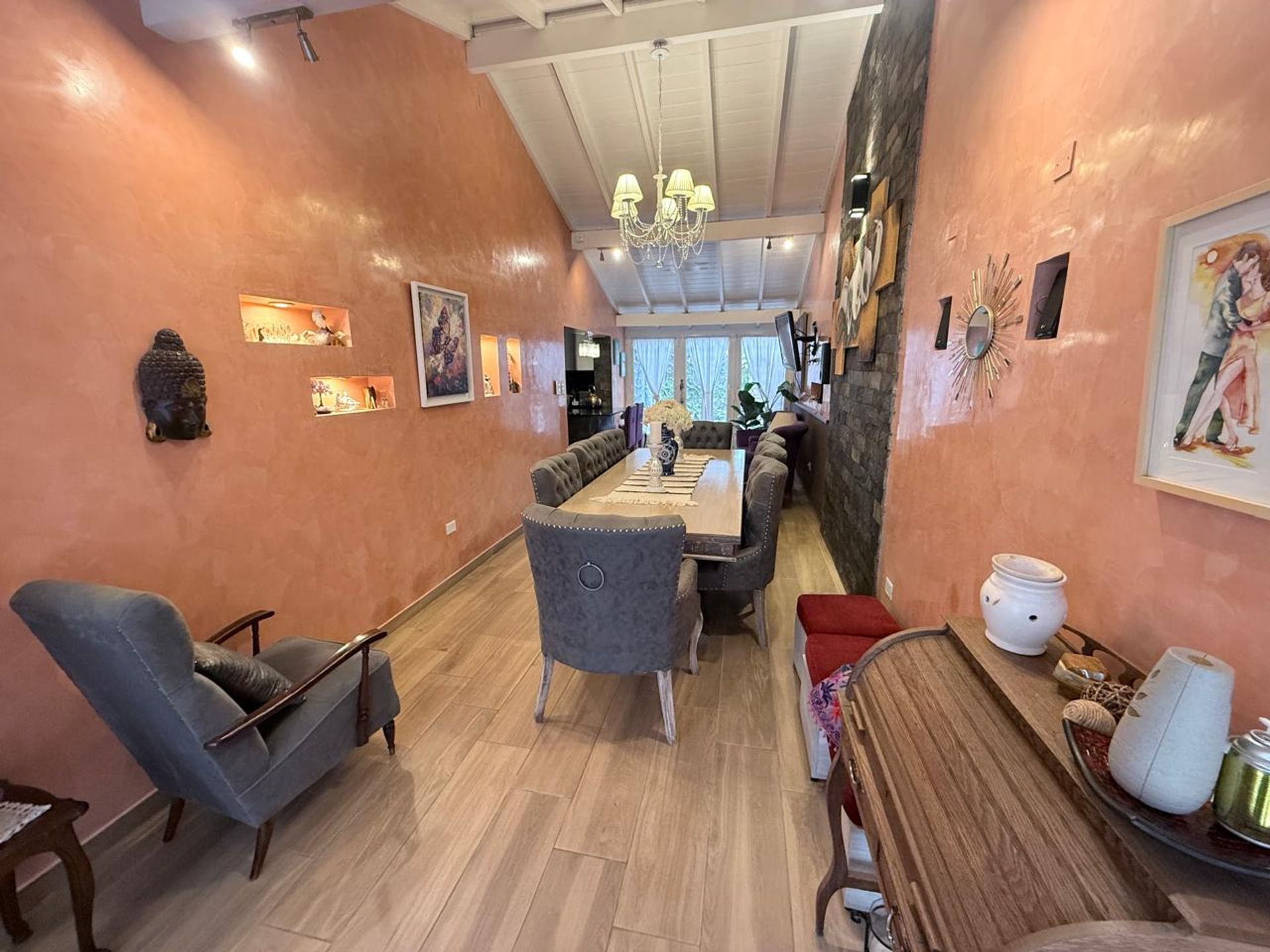 Venta Casa De 3 Ambientes Con Cochera Martinez