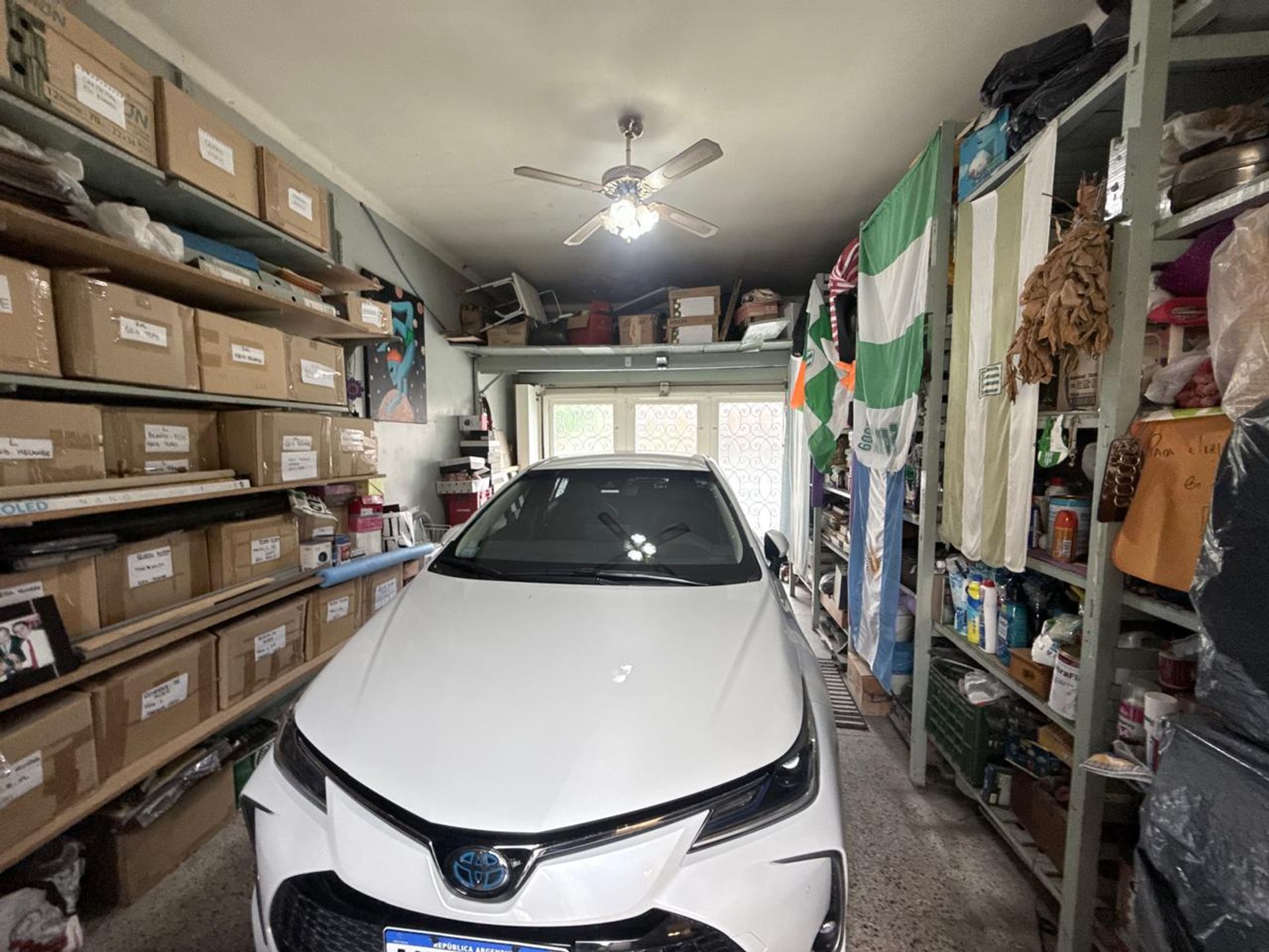 Venta Casa De 3 Ambientes Con Cochera Martinez