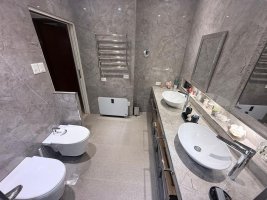 Venta Casa De 3 Ambientes Con Cochera Martinez