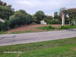 Sale of lot in Benavídez - Collector Ramal Escobar