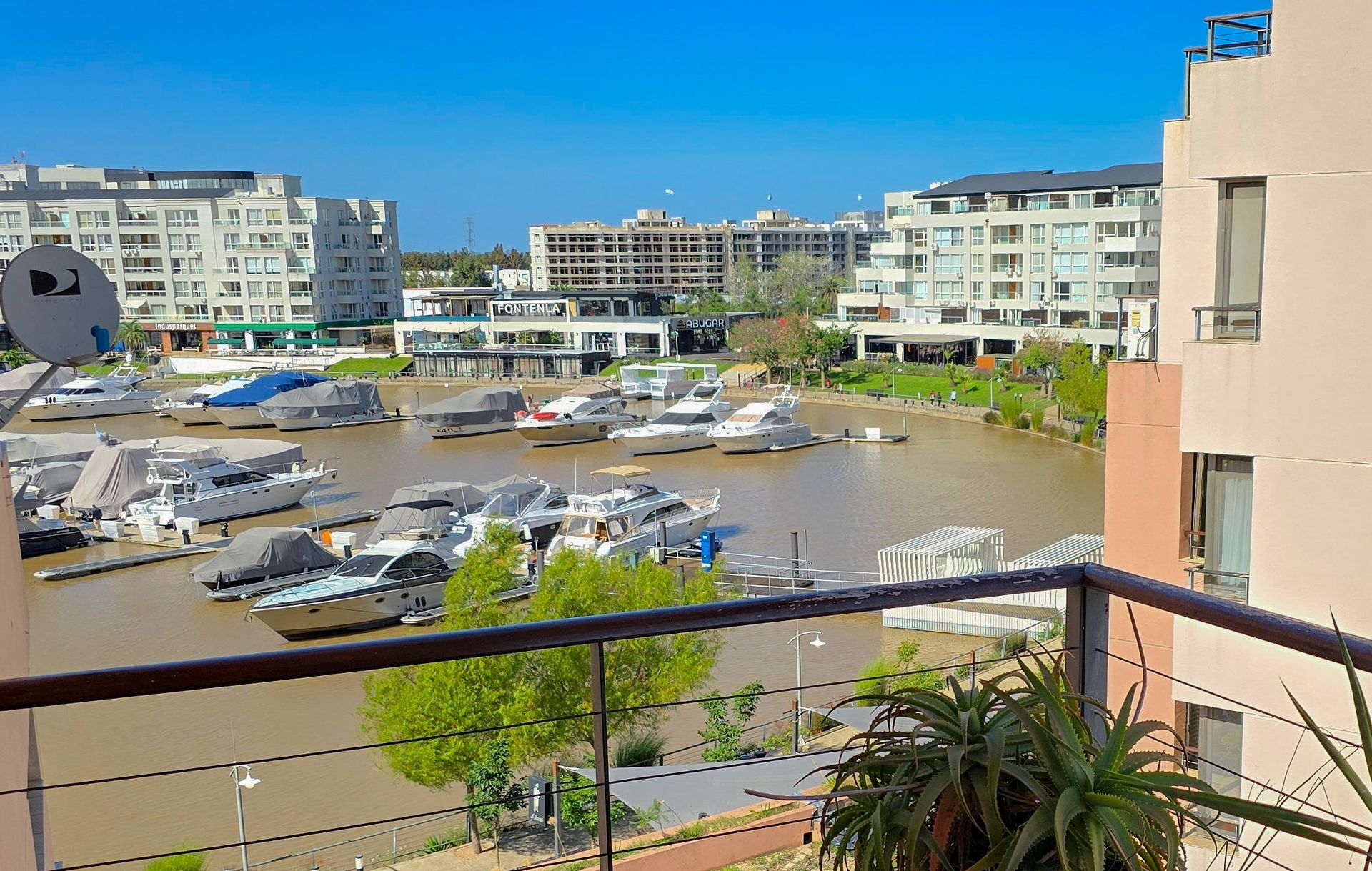 Venta departamento 3 ambientes Nordelta Cochera