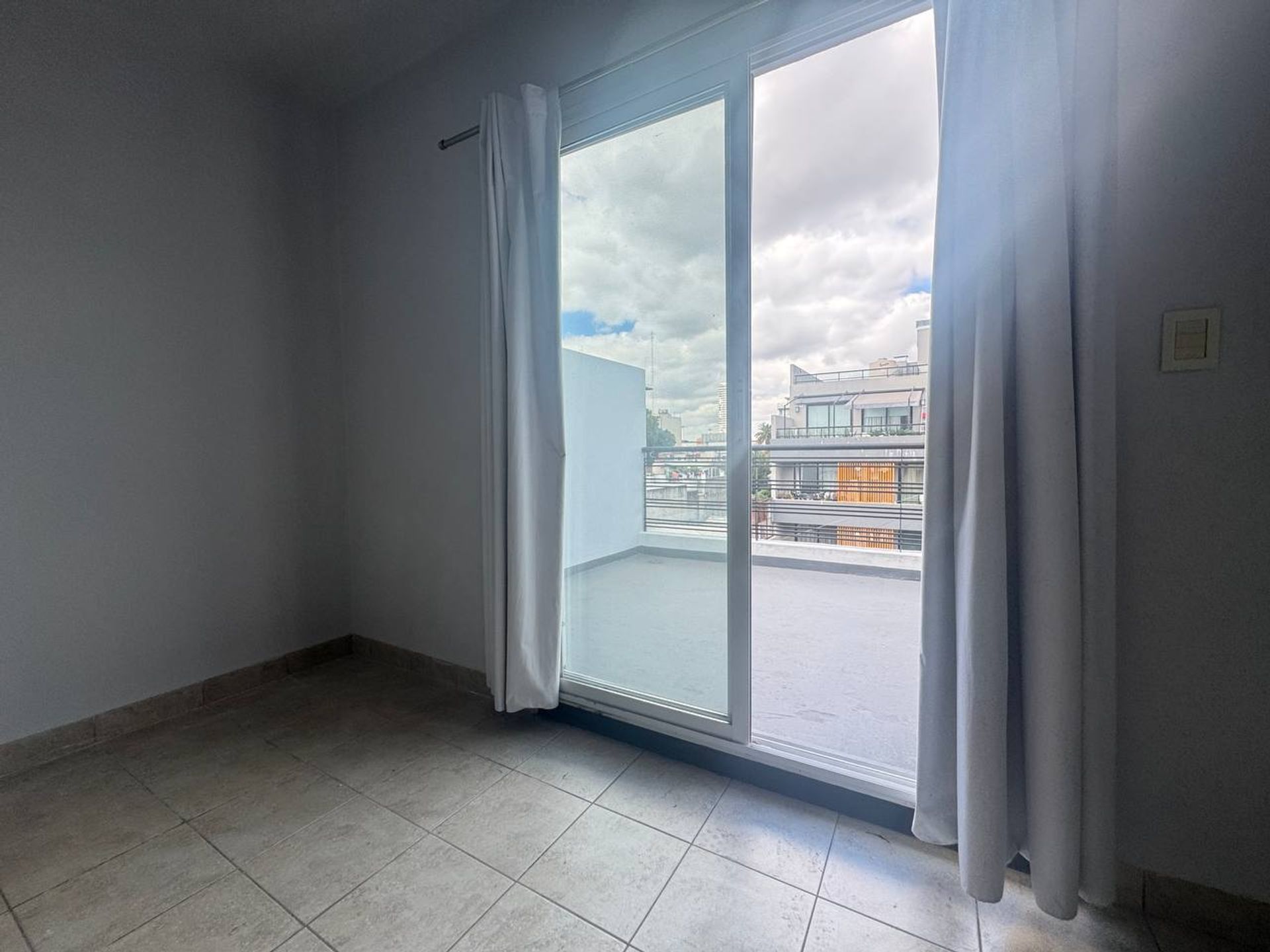 Alquiler Triplex 3 Ambientes Cochera Florida