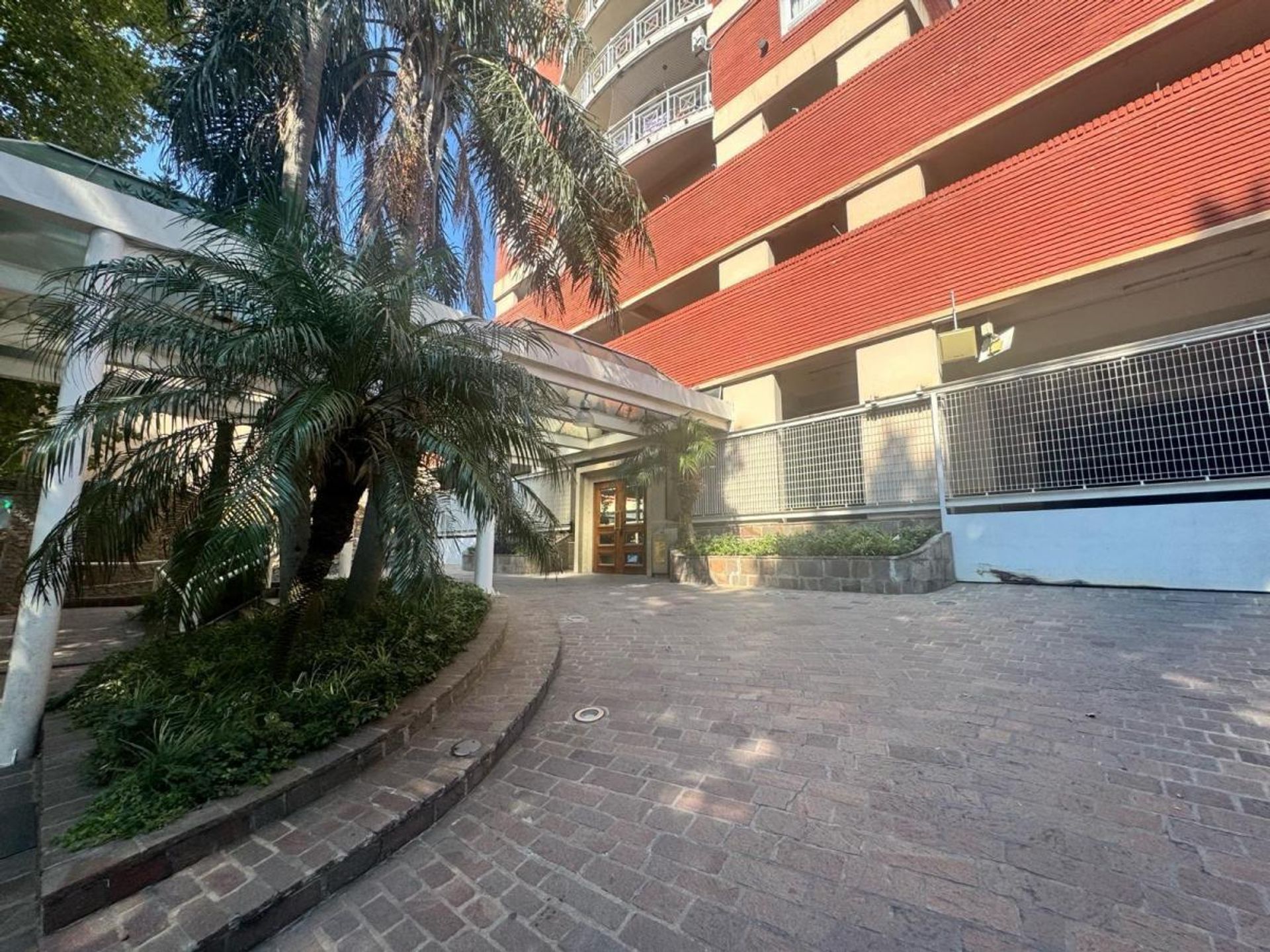 Venta Departamento 2 Ambientes Balcon Tigre Centro