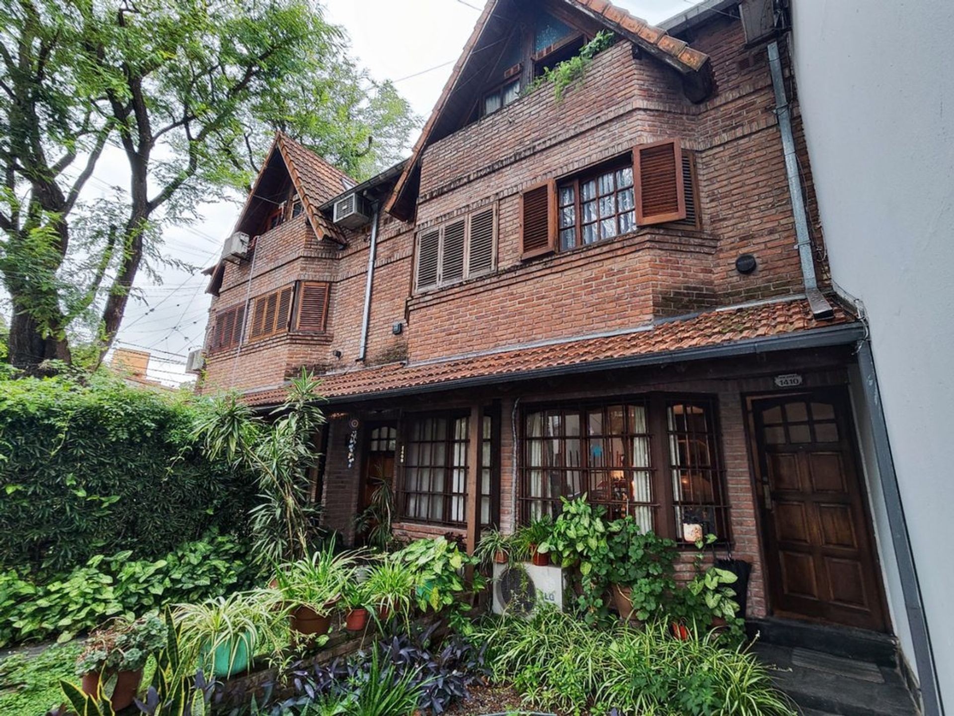 For Rent Triplex Florida Safe Zone Patio Grill