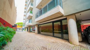 Venta Cochera Fija Y Cubierta La Lucila Vte Lopez