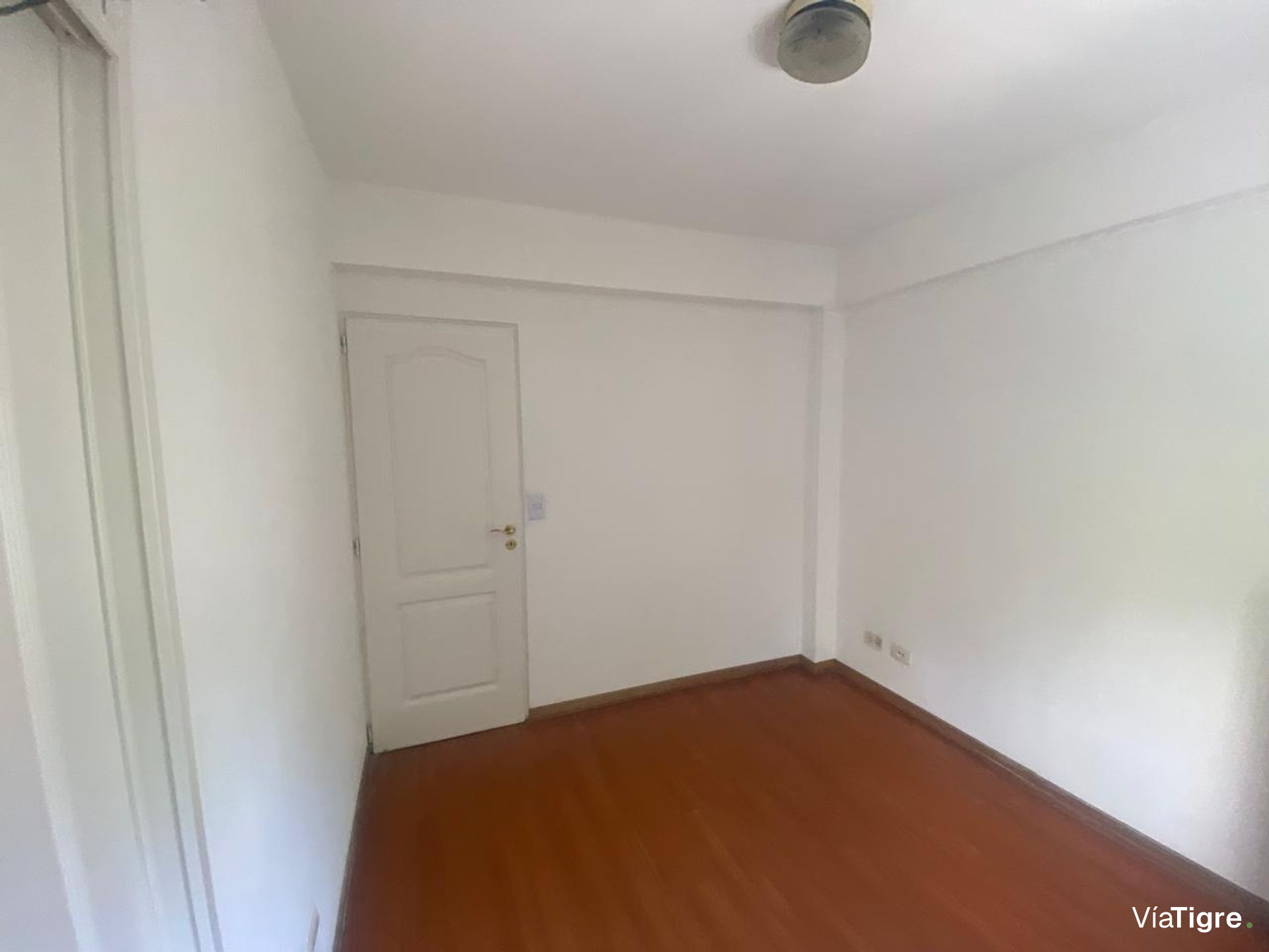Venta Depto. 3 Ambientes-San Isidro-Impecable