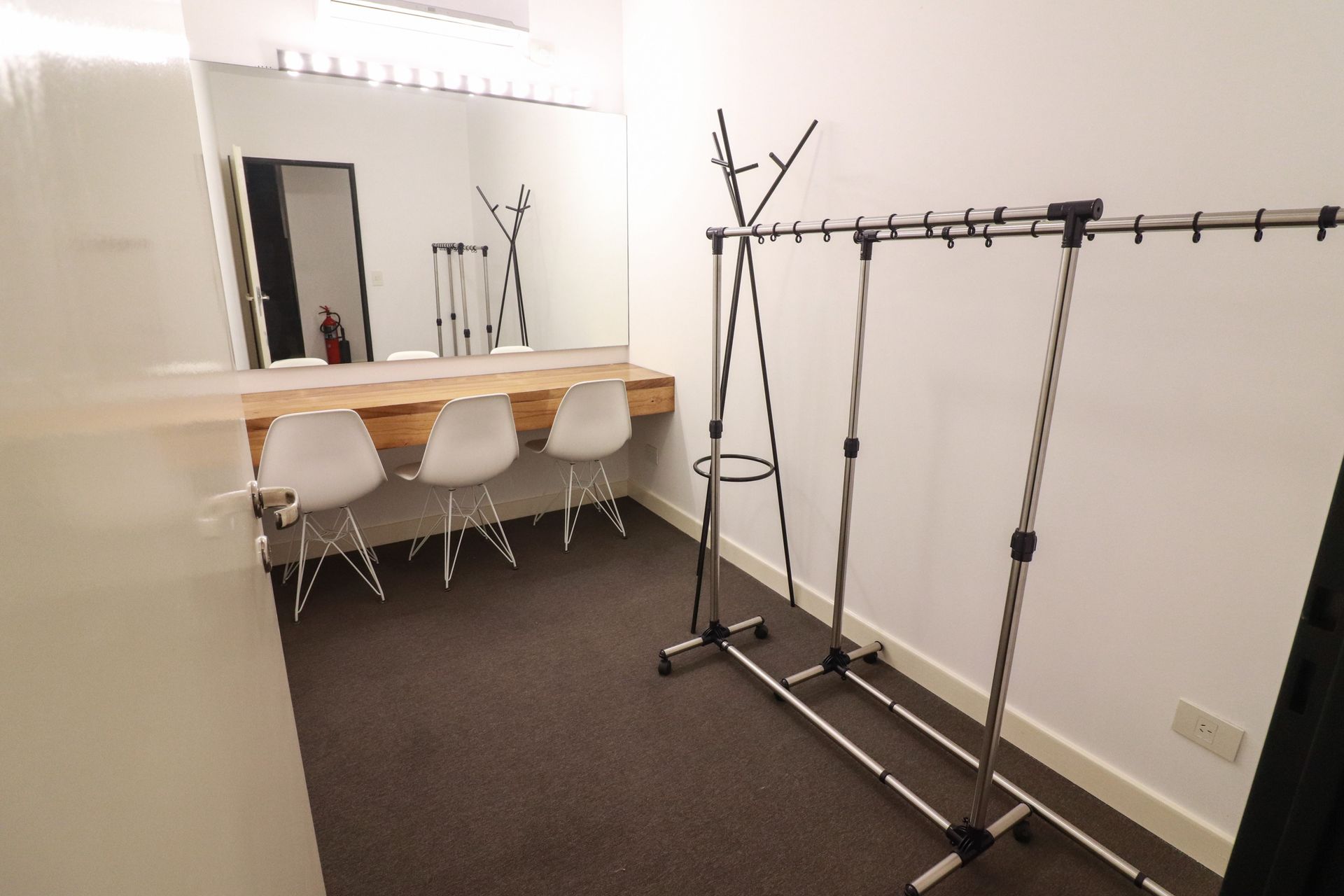 Venta Estudio TV Equipado a estrenar