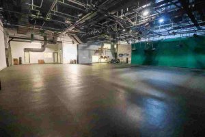 Sale Studio TV Equipped Brand New