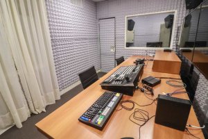 Sale Studio TV Equipped Brand New