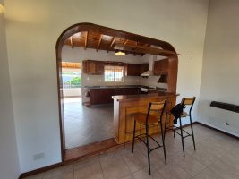 Vta Ph 3 ambinetes c/galeria y garage, V. Adelina