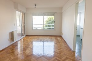 Dpto 2 Amb Con Cochera Y Pileta De Natac, Exc Ubic