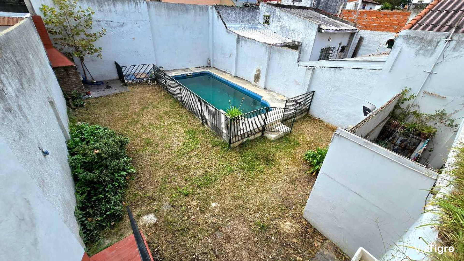 VENTA - PH 5 amb. CON JARDIN, TERRAZA Y COCHERA