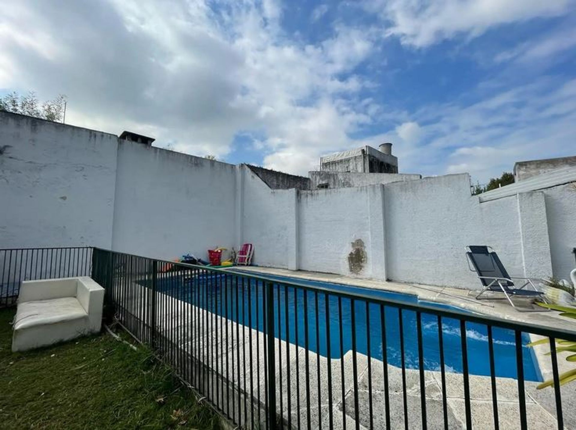 VENTA - PH 5 amb. CON JARDIN, TERRAZA Y COCHERA