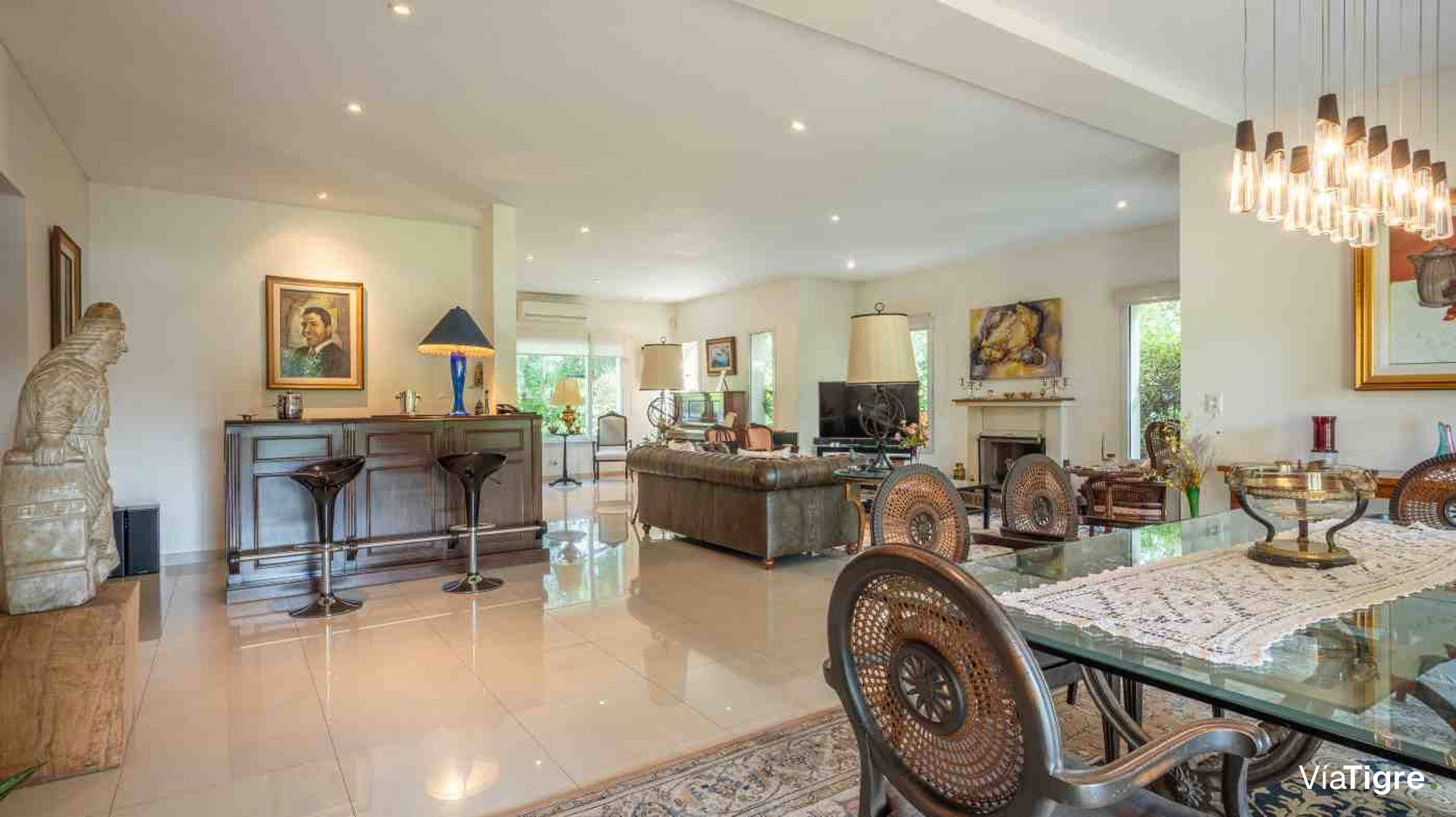 VENTA CASA AL LAGO EN LA ISLA, NORDELTA - 501 m²