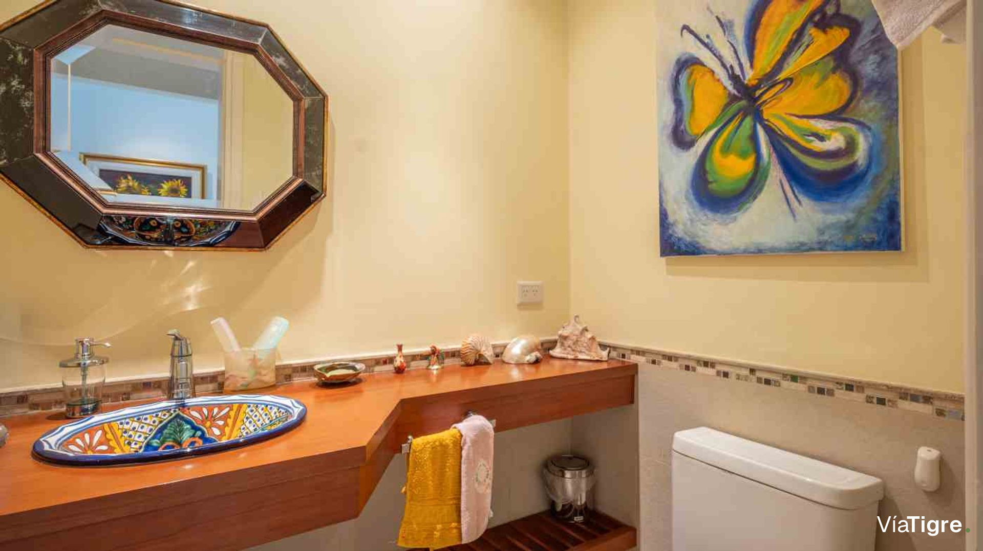 VENTA CASA AL LAGO EN LA ISLA, NORDELTA - 501 m²
