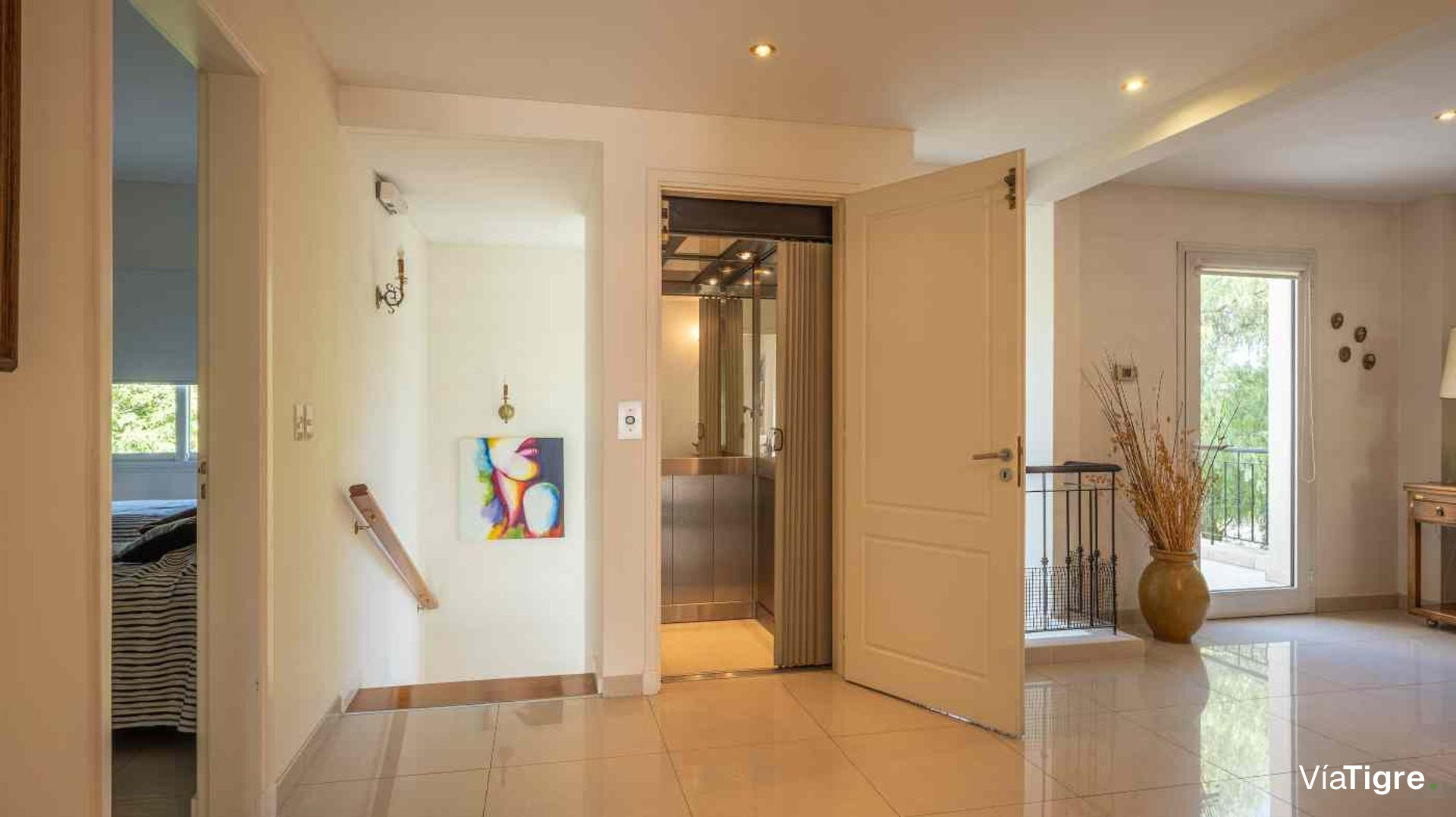VENTA CASA AL LAGO EN LA ISLA, NORDELTA - 501 m²