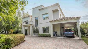 FOR SALE HOUSE BY THE LAKE ON THE ISLAND, NORDELTA - 501 m²