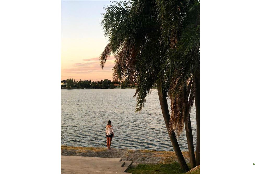 Depto Venta,Tigre,3 Amb,Villanueva,Con Jardín/Lago